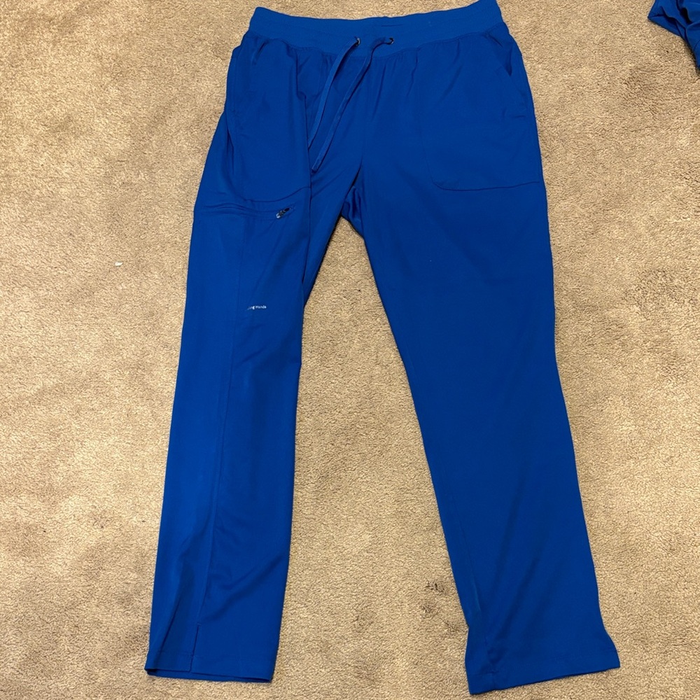 Healing Hands Women’s medium scrub pants